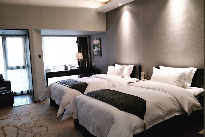 Room 18 of 46