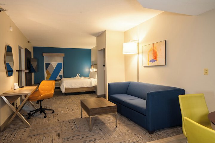 2 Queen Beds Suite (9 of 13)