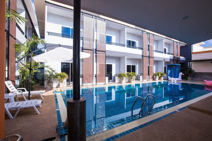 Pool 72 of 83