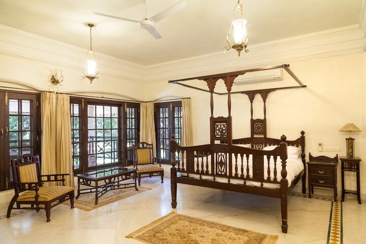 Room 5 of 45