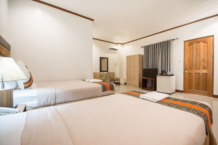 Room 10 of 92