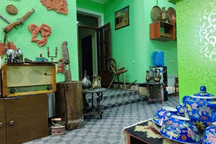 Room 48 of 70