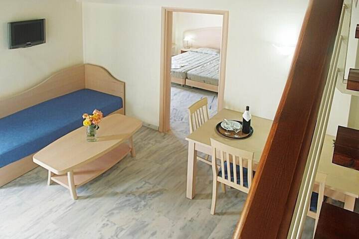 Room 31 of 98