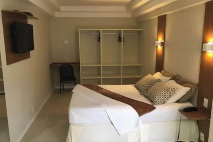 Room 11 of 60
