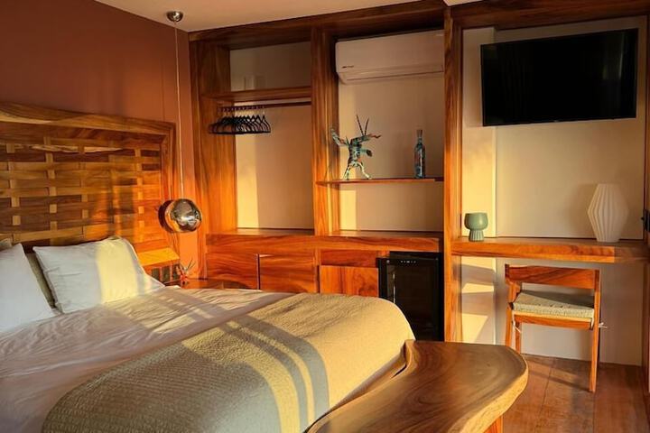 Room 30 of 72