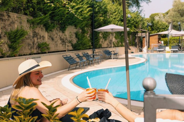 Pool 78 of 188