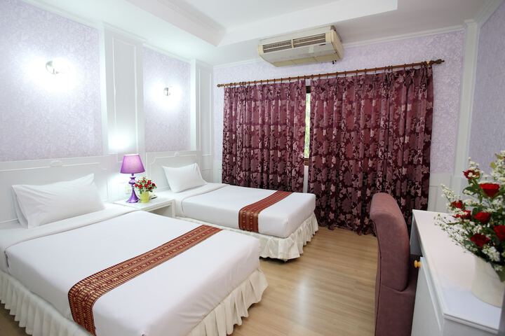 Room 30 of 71