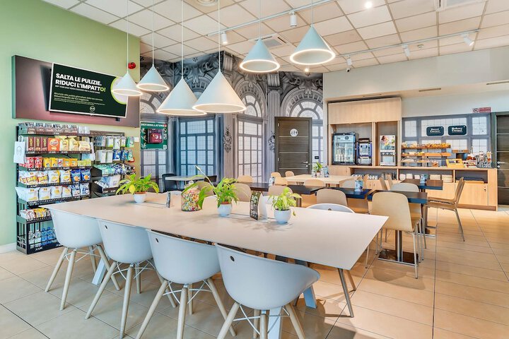 Dining Photos