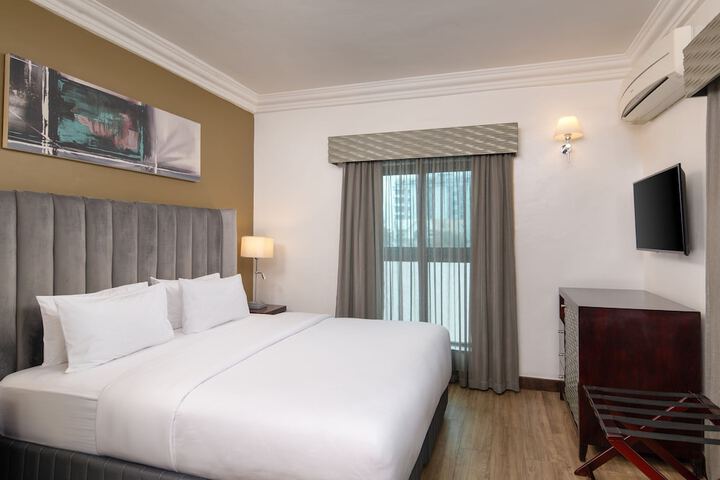 Room 20 of 90