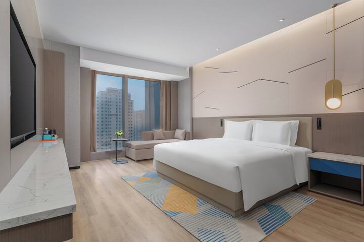 Room 9 of 45
