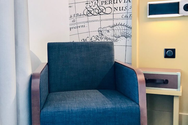 Room 11 of 62