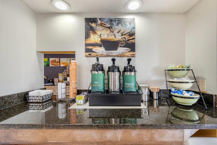 Breakfast/Coffee Service 46 of 49
