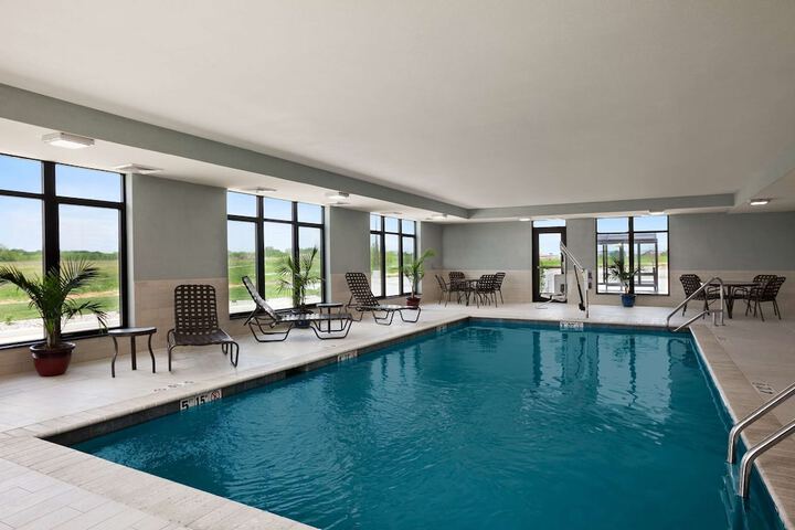 Pool 19 of 41