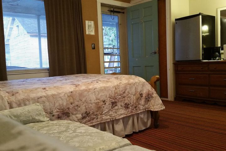 Hotel Interior 2 of 18