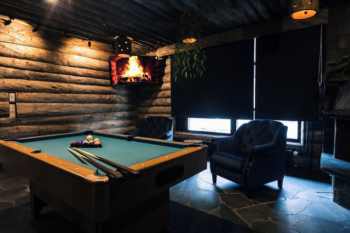 Room 25 of 43