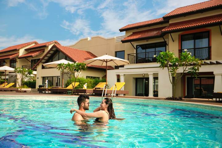 Pool 32 of 130