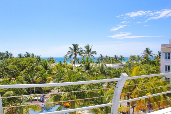 Beach/ocean view