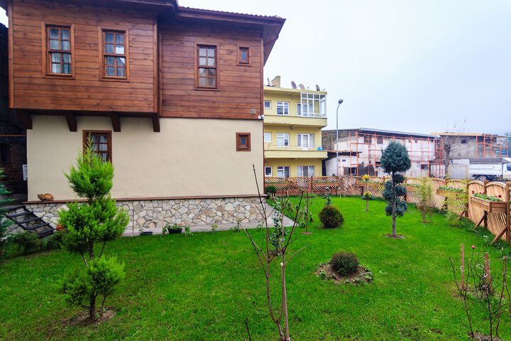 Hotel Exterior 39 of 47