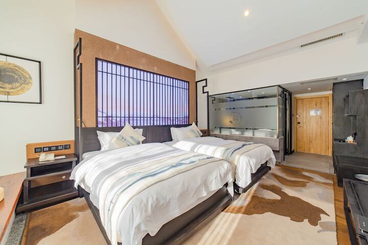 Room 20 of 80