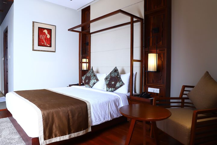 Room 10 of 50