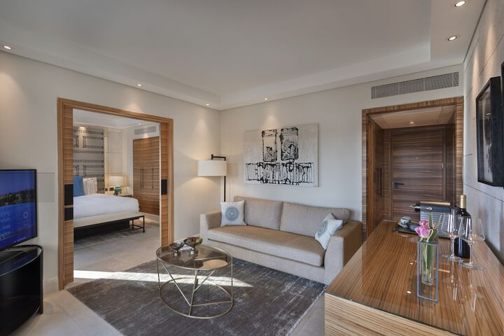 Room 37 of 75