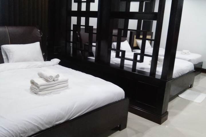 Room 7 of 49