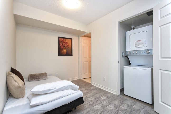 Room 28 of 55