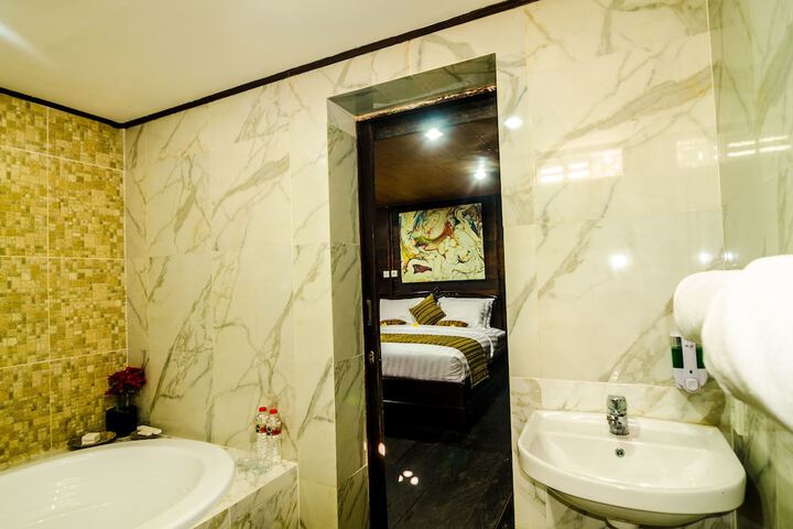 Bathroom Photo