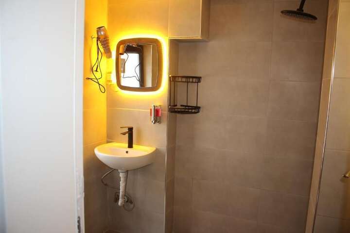 Room 17 of 20