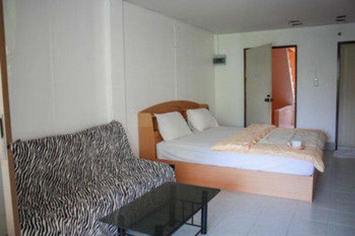 Room 8 of 20