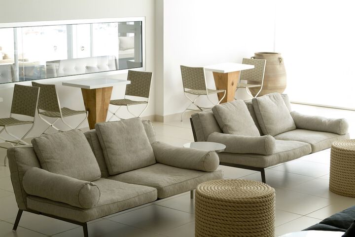 Guest Lobby