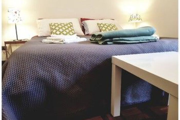 Room 10 of 42