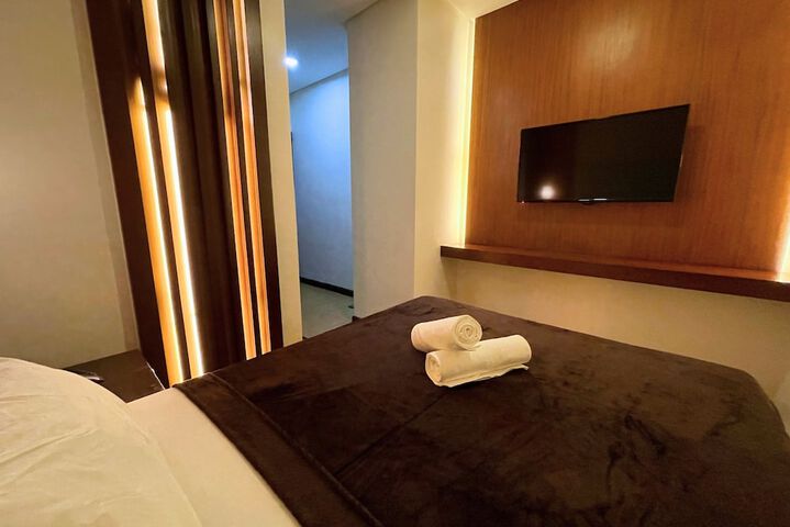 Room 25 of 73
