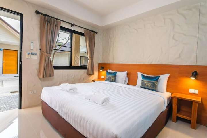 Lightplus Khao Lak