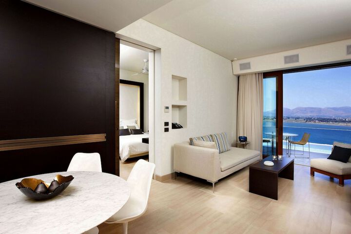 Room 27 of 54