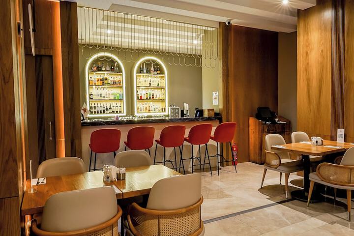 Hotel Lobby
