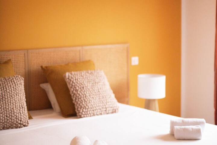 Room 12 of 27