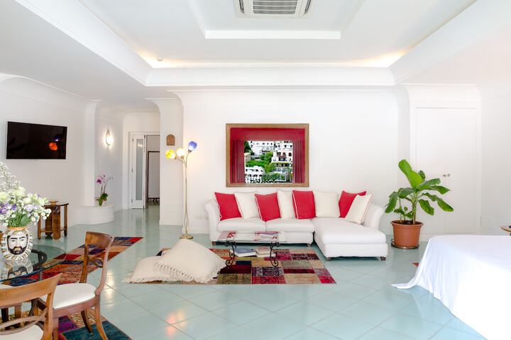 Room 53 of 180