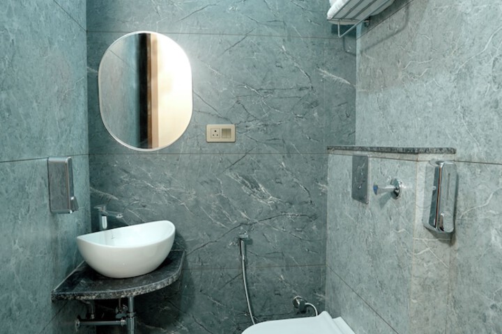 Room 15 of 20