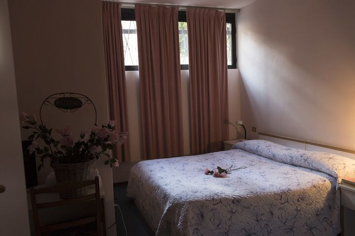 Room 17 of 36