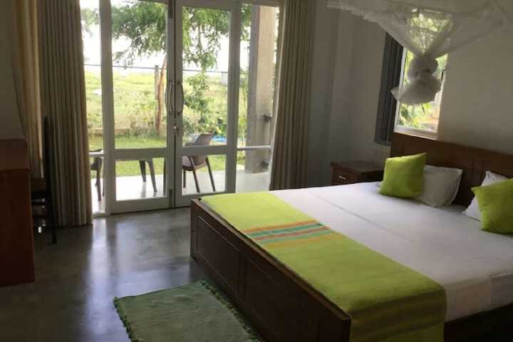 Room 2 of 7