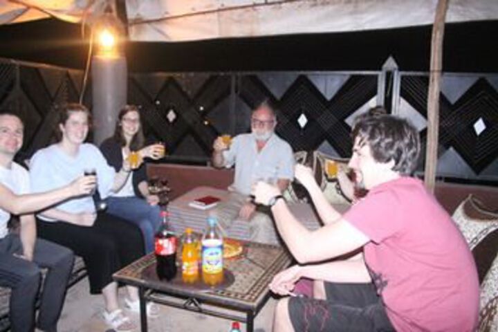 Lounge 37 of 61