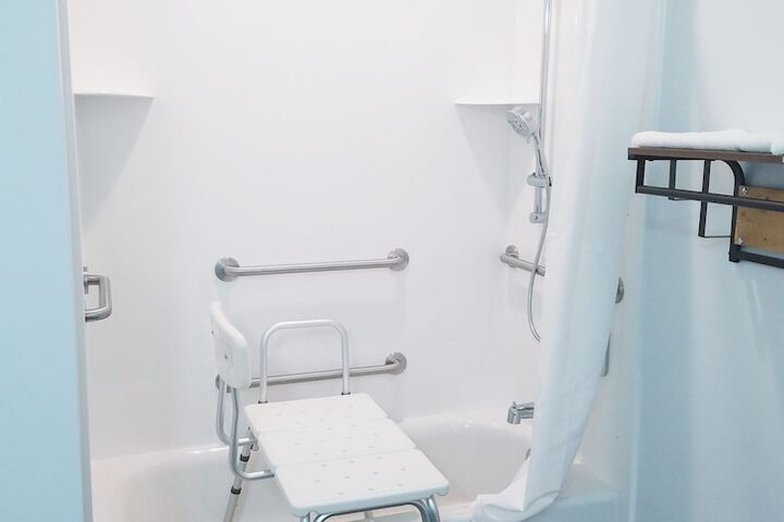 Bathroom shower