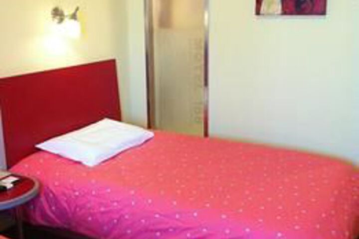 Room 4 of 21