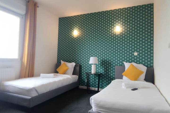 Room 28 of 56