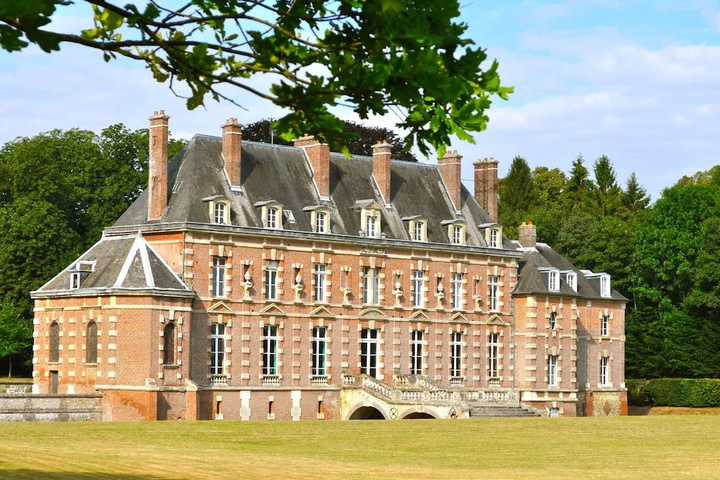 Exterior of Château dAuteuil Chambres d'hôtes