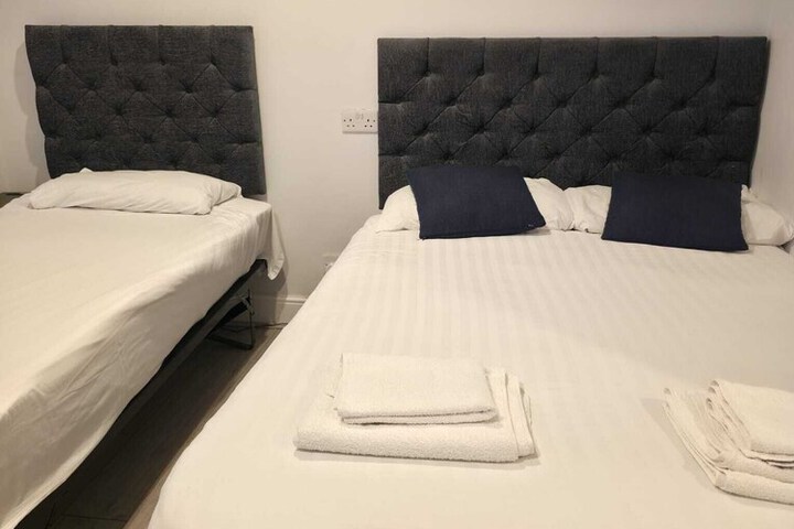 Room 70 of 117