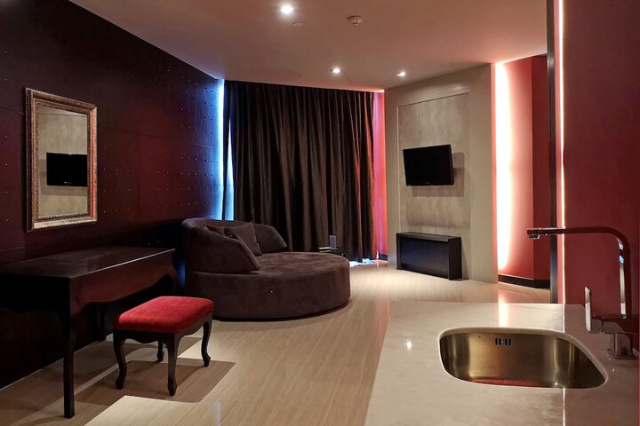 Room 14 of 89