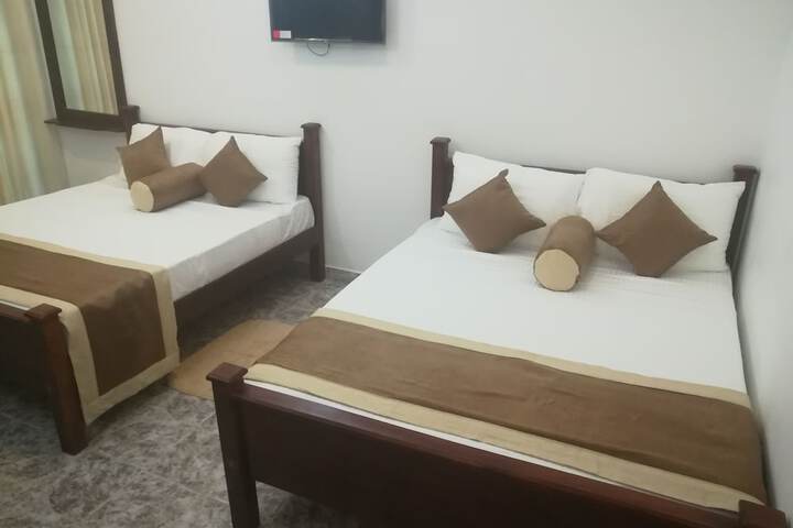 Room 3 of 5