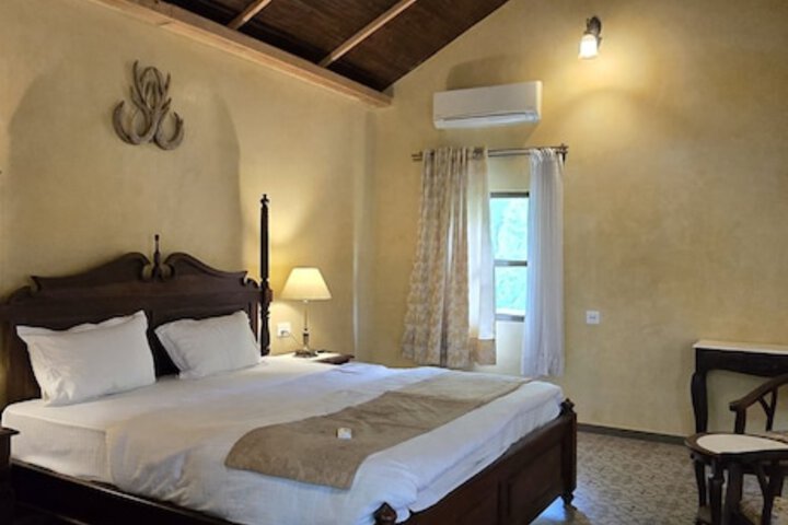 Room 27 of 70